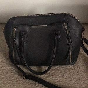 Black Mossimo Purse.